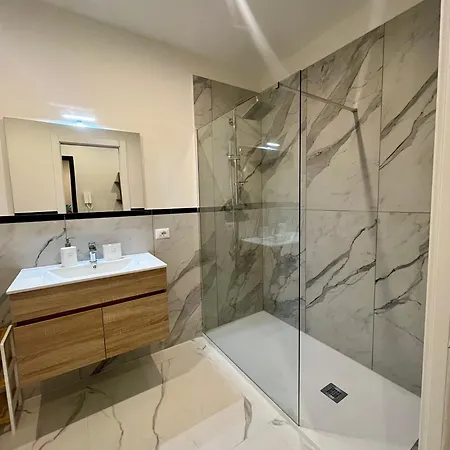 Dom wakacyjny Residenza Elegante - A 5 Fermate Dal Duomo Mediolan